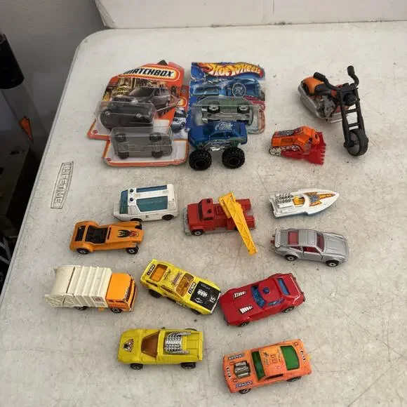 Matchbox Hot Wheels Lot Jaguar Manley Boat Motorcycle - Picture 1 of 8